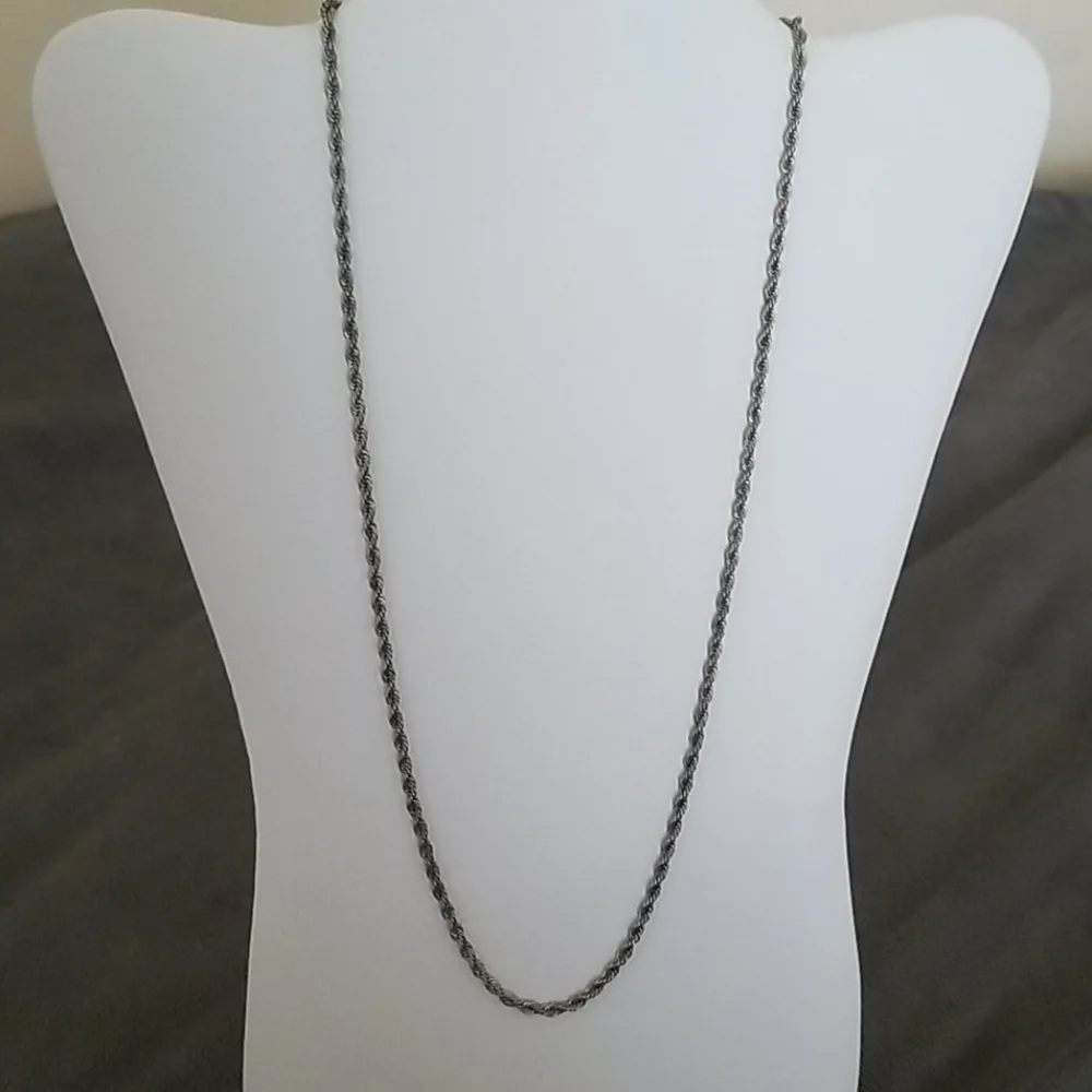Twisted Silvertone Chain